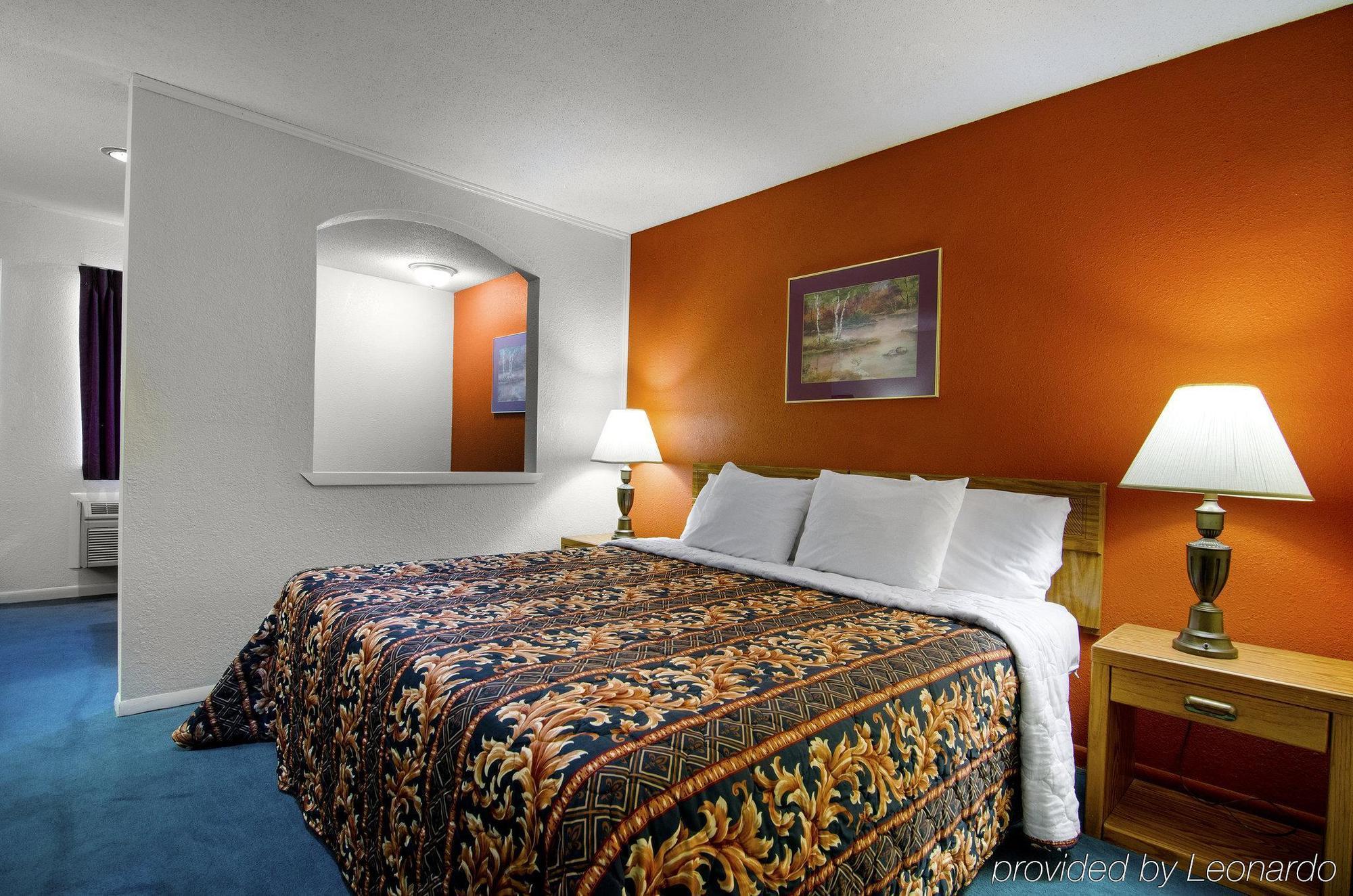America'S Best Inn And Suites Emporia Exterior foto